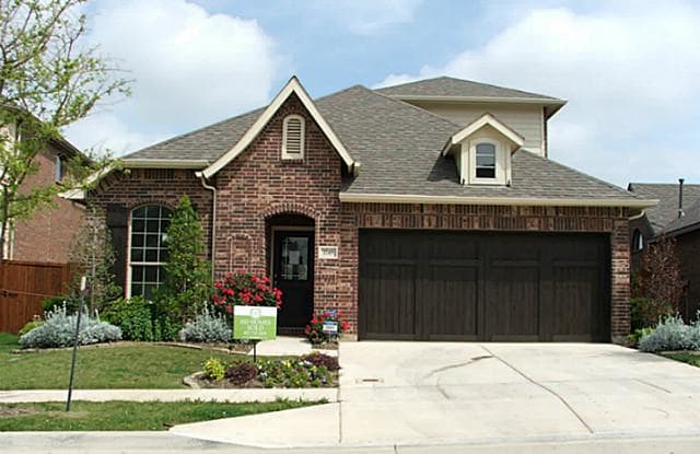 3749 Redwood Creek Lane - 3749 Redwood Creek Lane, Fort Worth, TX 76137