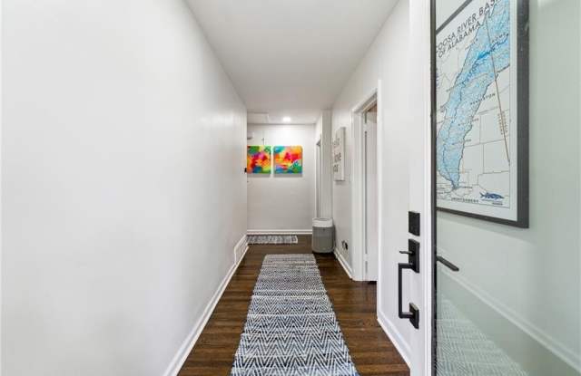 1201 Poplar Grove Drive NE Gallery 4