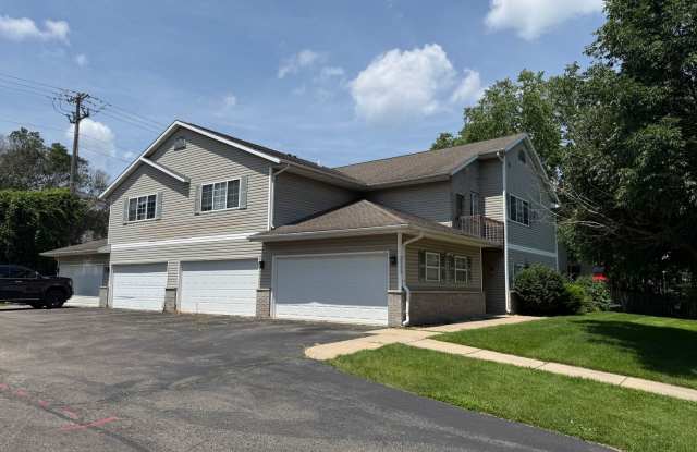 3326-3330 Leopold Way photos photos