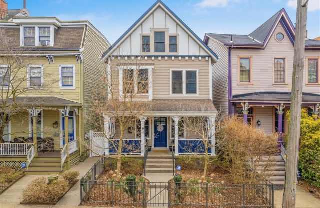 706 Ivy St Unit 1 photos photos