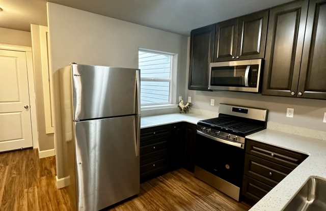 3760 Peter Lane Northeast photos photos