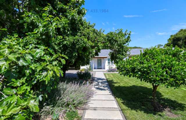 13846 Village Ave photos photos