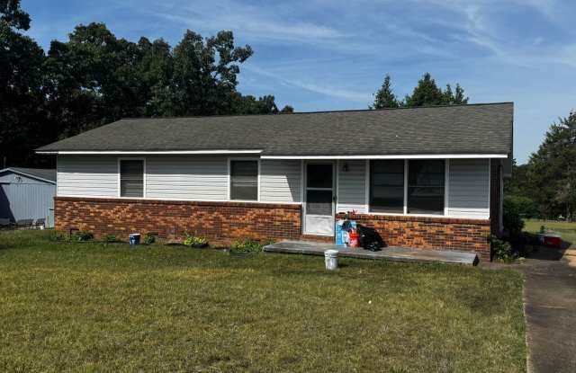 3/1 House in Kingstown, NC (Shelby) photos photos