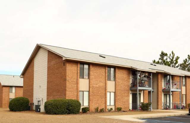 Modern Comfort  Convenience at Westfield Gardens Lexington - 353F photos photos