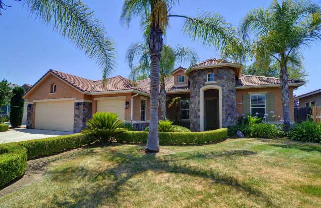 Immaculate Home off of Shepherd  Locan photos photos