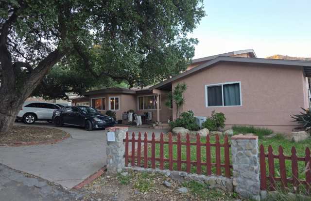 3 Bedroom Home for Rent with RV Parking, Rock Views  Large Lot photos photos