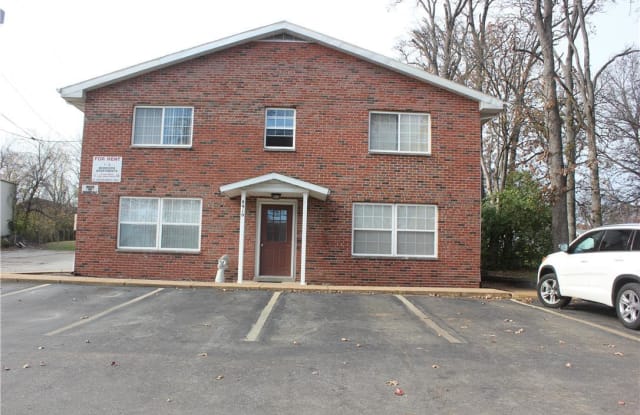 8919 New Hampshire Avenue - 8919 New Hampshire Avenue, Affton, MO 63123