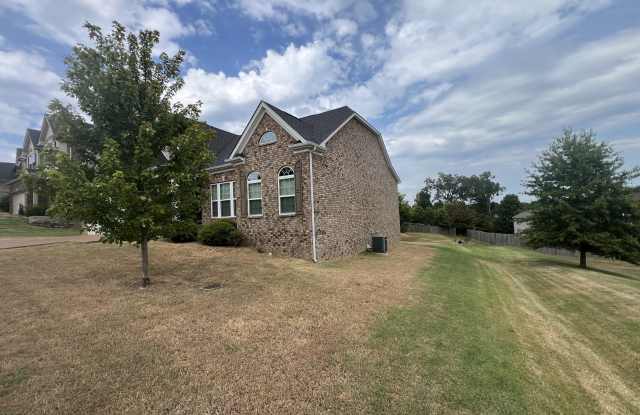 447 Warren Hill Drive Gallery 3