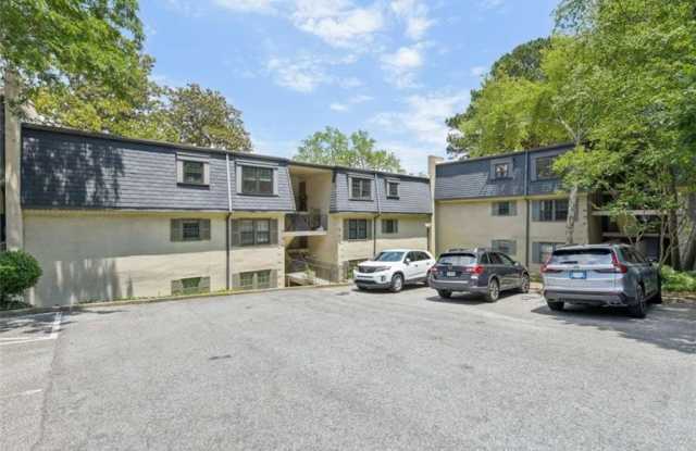 73 Montre Square NW photos photos