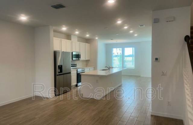 6533 Cyrils Dr. Gallery 4