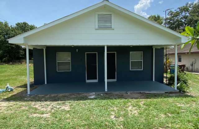 Studio For Rent at 318 Pearl St. Lake Wales, Fl. 33853 photos photos