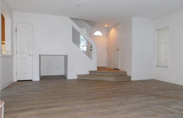 10062 HERMIT RAPIDS Avenue Gallery 3