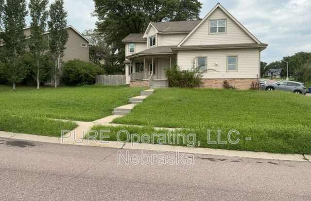 1008 E Aberdeen Dr photos photos