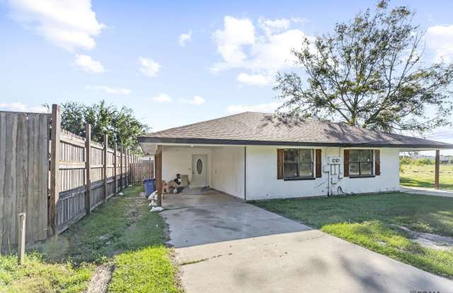 1311 Bauerle Rd photos photos