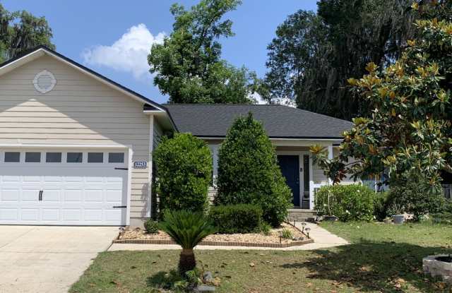 3 Bed 2 Bath Single Family Home photos photos
