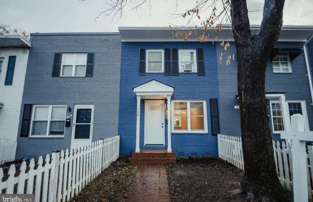138 DALE Street - 138 Dale Street, Alexandria, VA 22305