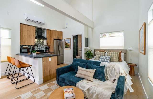 729 Pennsylvania Ave - 729 Pennsylvania Avenue, San Diego, CA 92103