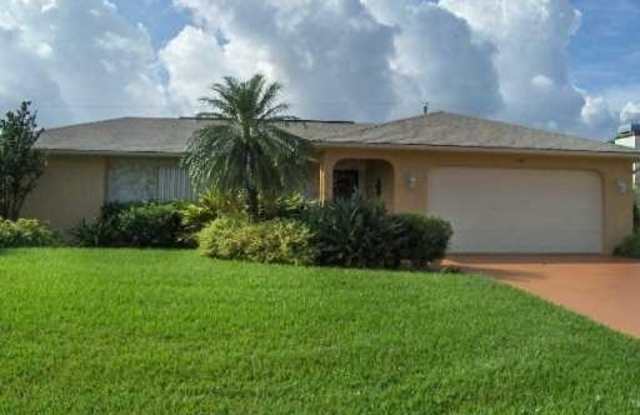 1120 SE Palm Beach Road Gallery 2