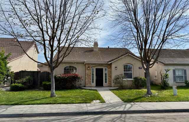 Updated single story in La Loma neighborhood! photos photos
