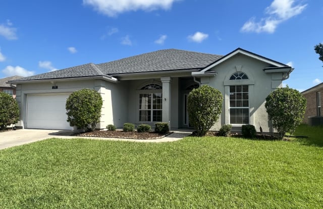 3730 BEDFORD DR - 3730 Bedford Drive, Lakeside, FL 32068