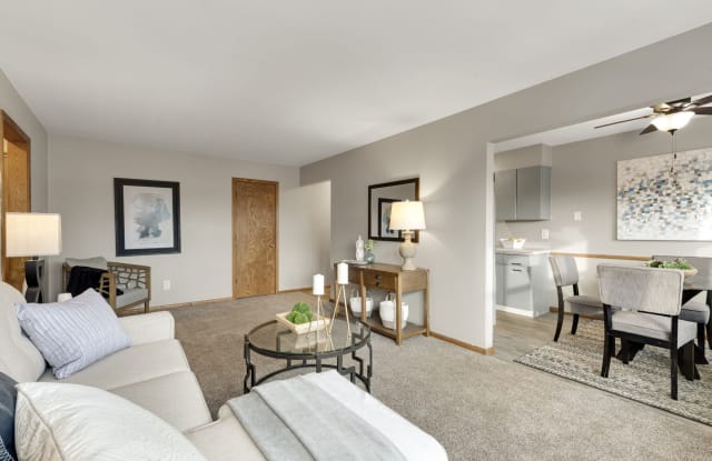 Brentwood Park Townhomes and Apartments Gallery 2