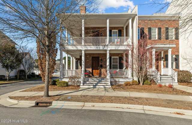 Resort-Style Living | Furnished Townhome with Veranda & Views | Tennis & Golf photos photos