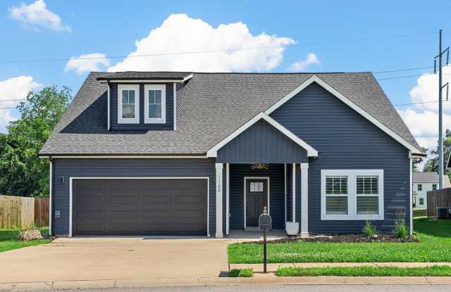Pet Friendly Three Bedroom with Bonus! photos photos