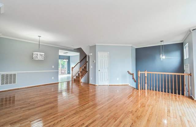 18541 SIERRA SPRINGS SQ Gallery 4