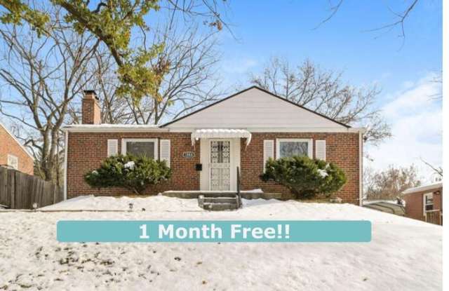 1086 Wilshire Avenue - 1086 Wilshire Avenue, University City, MO 63130