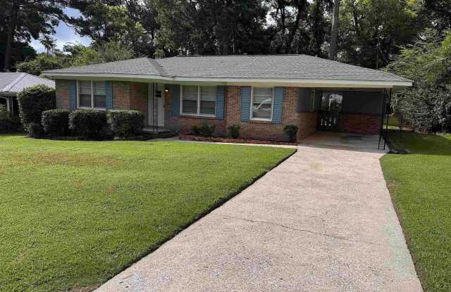 MOVE IN SPECIAL!! LIMITED TIME ONLY!! FIRST MONTH FREE! - 1337 McCoy Street, Irondale, AL 35210