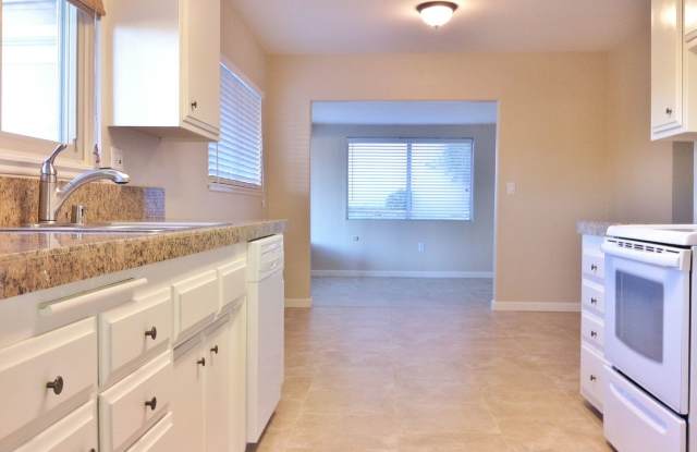 16887 Bellota Dr Gallery 4