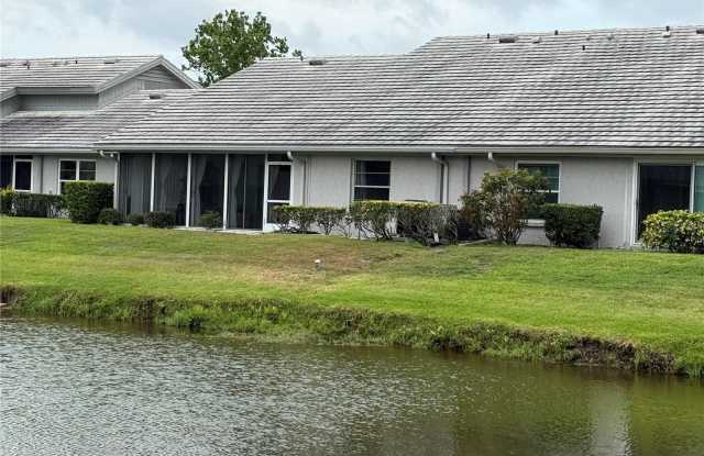 5371 CRESTLAKE Boulevard Gallery 2