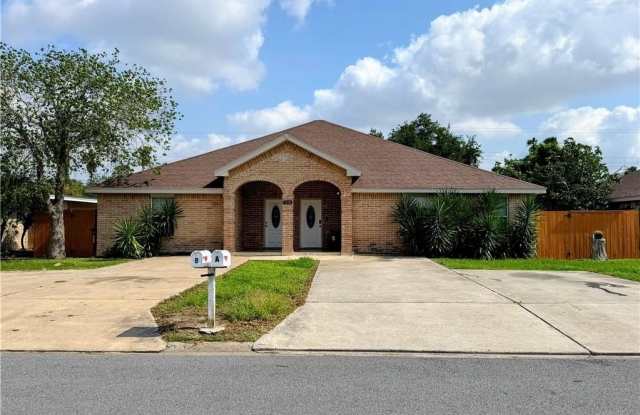 1110 W Gardenia Avenue photos photos
