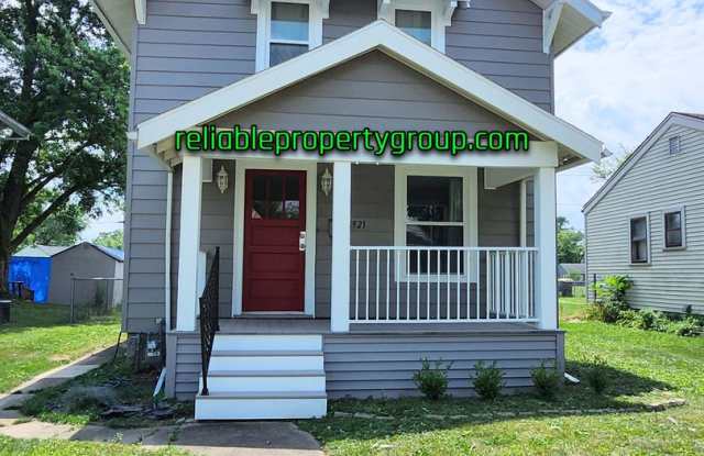 New Listing in Fort Wayne photos photos