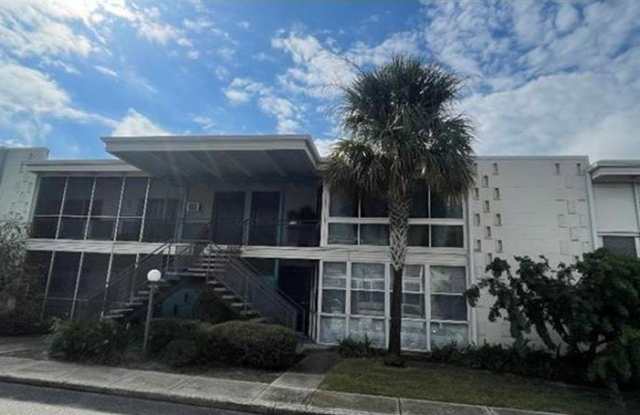 151 N ORLANDO Avenue Gallery 1
