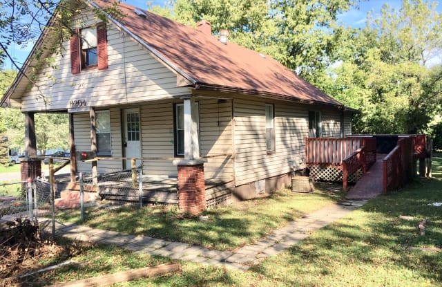 11204 E 20th St., S - 11204 East 20th Street, Independence, MO 64052