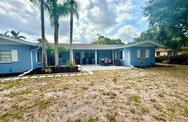 716 50th Street Court West Gallery 3