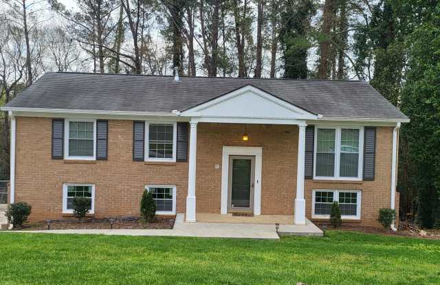 117 Azalea - 117 Azalea Drive, Peachtree City, GA 30269