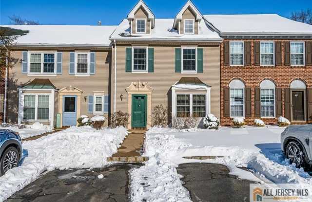 28 Albury Way - 28 Albury Way, North Brunswick, NJ 08902