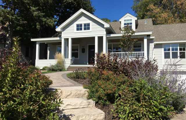 615 Rice Street East photos photos