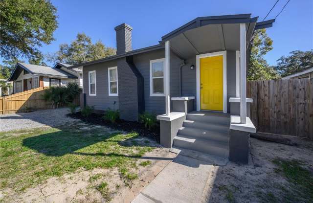 6609 N CENTRAL AVENUE Gallery 2