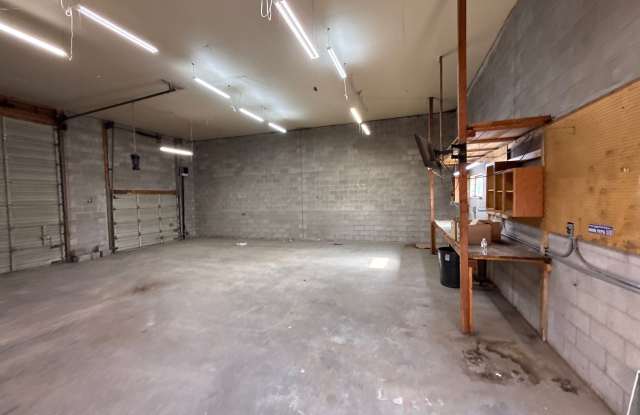 1103 Pierce Street - Garage Gallery 4