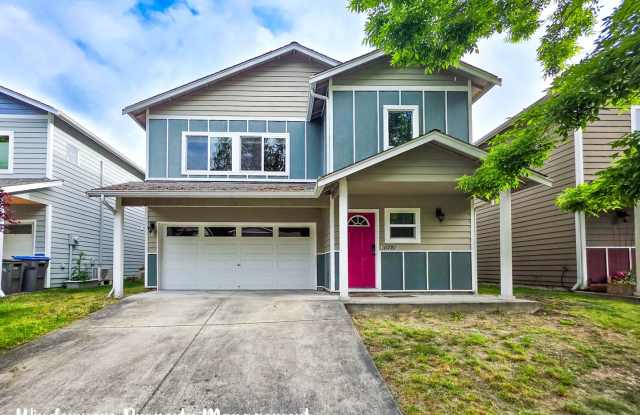 Charming Kingston 3 bed home close to ferry photos photos