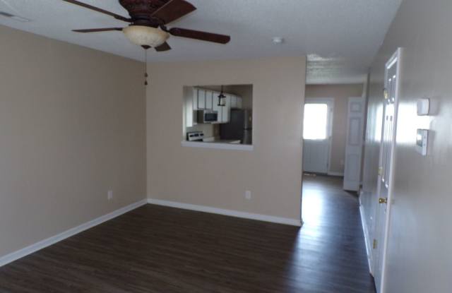 Two bedroom Townhouse located in Marsh Oaks! photos photos