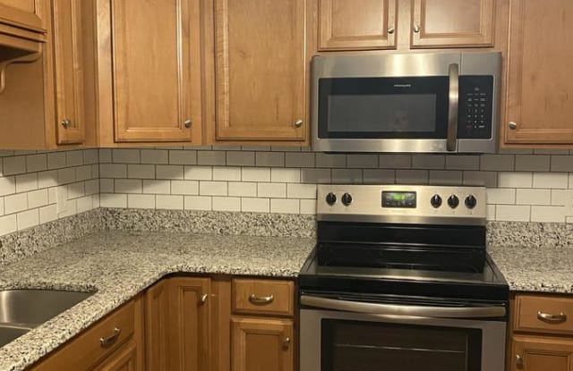 636 Longview Dr - 636 Longview Drive, Lexington, KY 40503