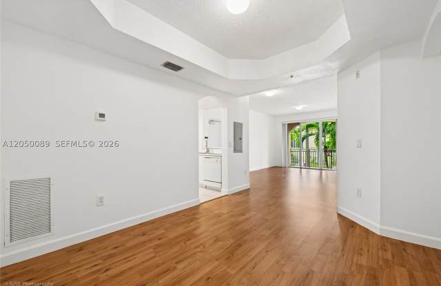 6700 NW 114th Ave Gallery 3
