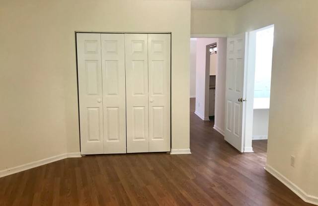 497 Sherman Way Gallery 2