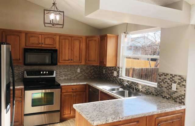4323 Fletcher Dr. Gallery 4