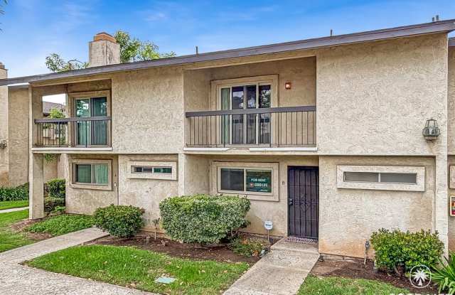 Charming 2BD/1.5BA 2-Story Condo in El Cajon W/ A/C, W/D, Balcony, Community Pool & Spa! photos photos