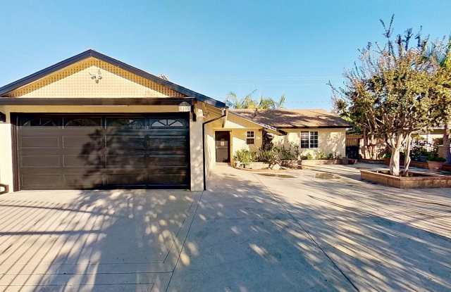 1105 S Rene Dr: Spacious 3 Bed 2 Bath House in Santa Ana! - 1105 South Rene Drive, Santa Ana, CA 92704